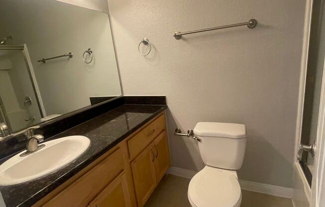 2 beds, 2 baths, 980 sqft, $3,035, Unit 819-34