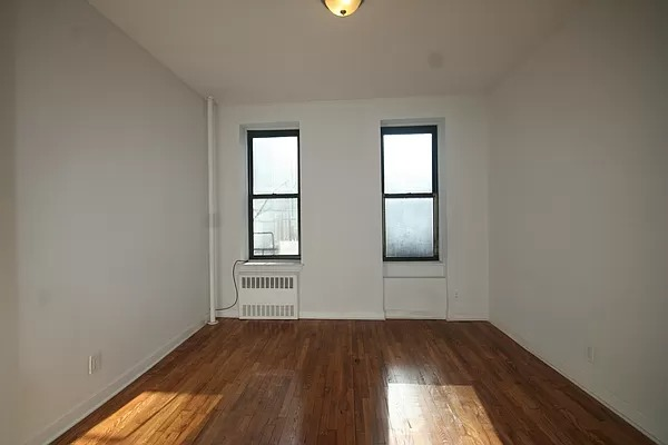 42 W 85 ST