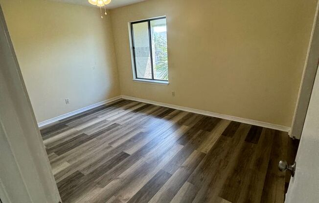 Great Two Bedroom-Freshly Remodeled-$500.00 off first months rental rate with approved application!