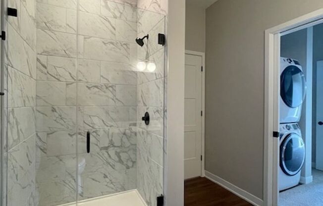 1 bed, 1 bath, 807 sqft, $2,395, Unit 418