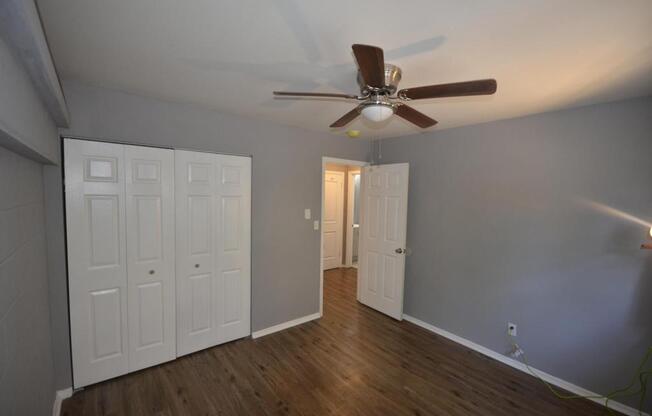 2 beds, 1 bath, 800 sqft, $1,250