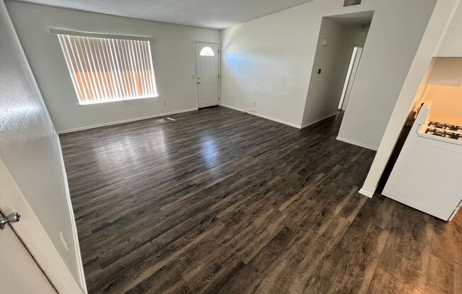 3 bed 2 bath house New flooring, new kitchen, new central/heat system / Updated house