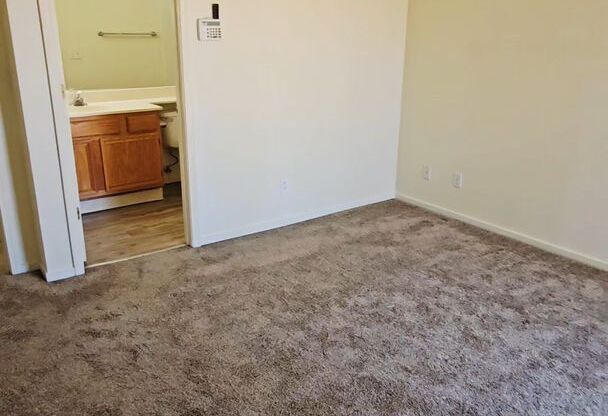2 Bed 2 bath 2 car garage Sierra Highlands home For Rent