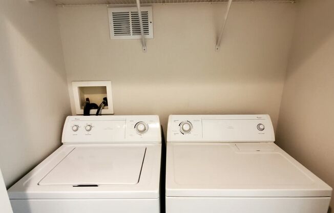 In-home washer and dryer  | Bay Harbor