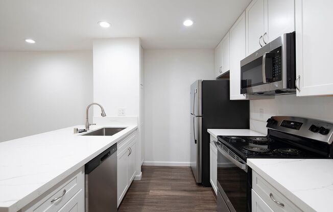 1 bed, 1 bath, 641 sqft, $2,395, Unit 303