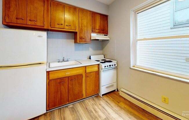 Studio, 1 bath, 448 sqft, $675, Unit Unit 6