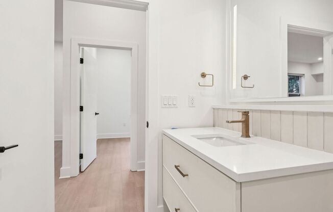 3 beds, 2 baths, 1,250 sqft, $3,667, Unit 110
