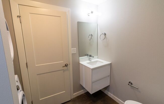 2 beds, 2 baths, 1,197 sqft, $1,920, Unit 202