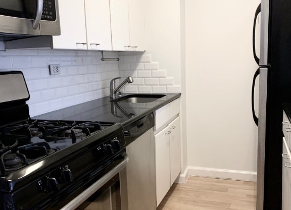 1 bed, 1 bath, 650 sqft, $5,750, Unit 2K