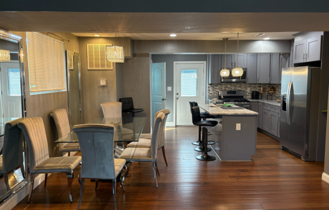 5033 E CAPITOL ST SE