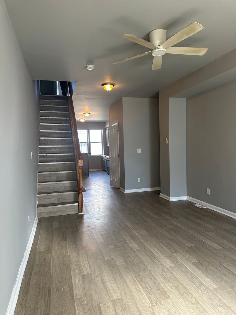 Spacious Home for Rent! W/D! Close to JHU, KKI and Public Trabsportation!