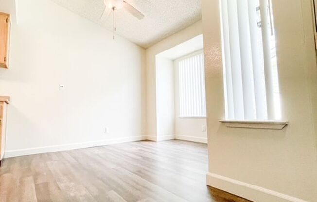 2 beds, 2 baths, 1,044 sqft, $1,795, Unit 1690-209