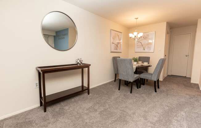 Dining room at Seminary Roundtop in Lutherville-Timonium