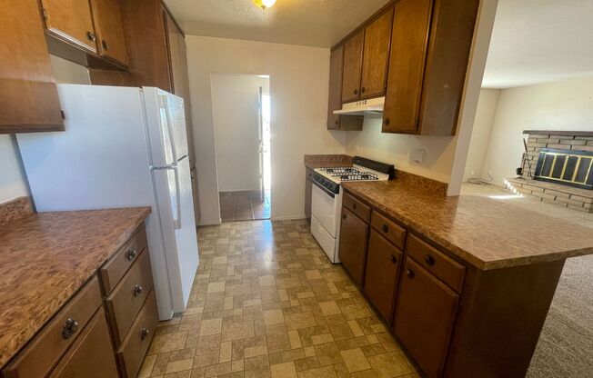 2 beds, 2 baths, $1,950