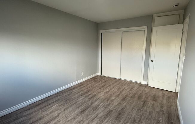 2 beds, 1 bath, $2,350, Unit #5