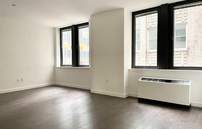 1 bed, 1 bath, $4,350, Unit 1701