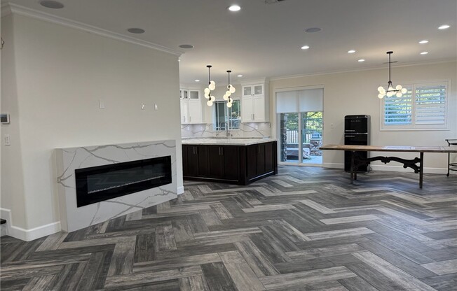 16707 NICKLAUS DR