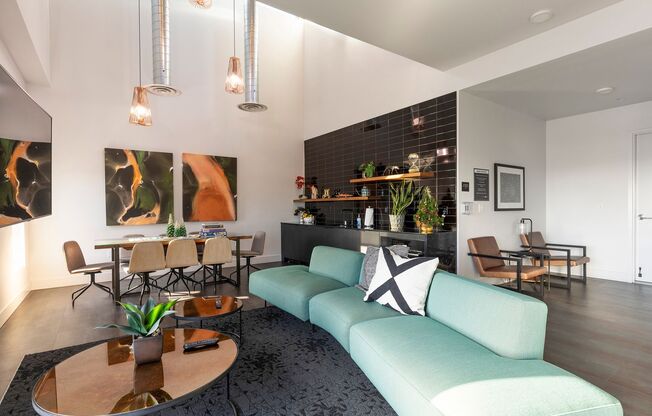 Studio, 1 bath, 426 sqft, $1,595, Unit 505