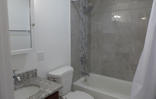 1 bed, 1 bath, 650 sqft, $1,650, Unit 2B