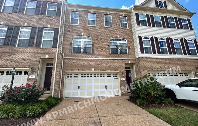 Great 3 Bedroom 2.2 Bath Townhome in Hunton Park Available NOW!