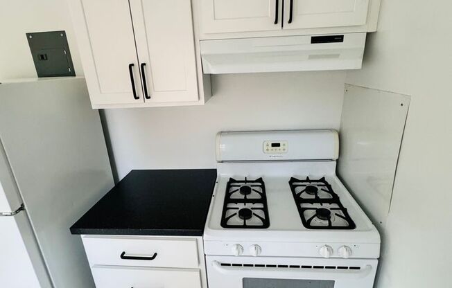 1 bed, 2 baths, 550 sqft, $1,425, Unit 3