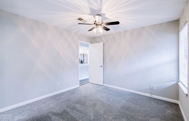 2 beds, 2 baths, 1,000 sqft, $1,450, Unit 2041