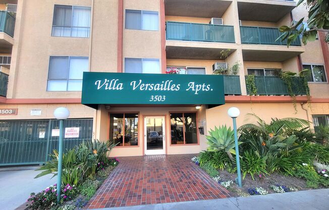 Villa Versailles Apartments