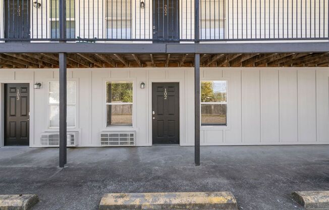 2 beds, 1 bath, 663 sqft, $1,150, Unit 305-107