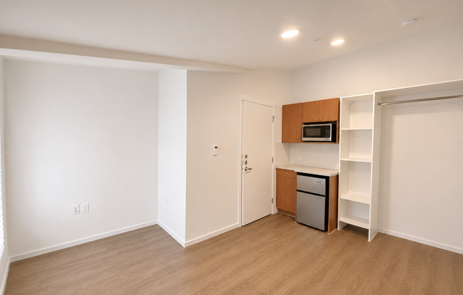 Studio, , 182 sqft, $899, Unit 3513
