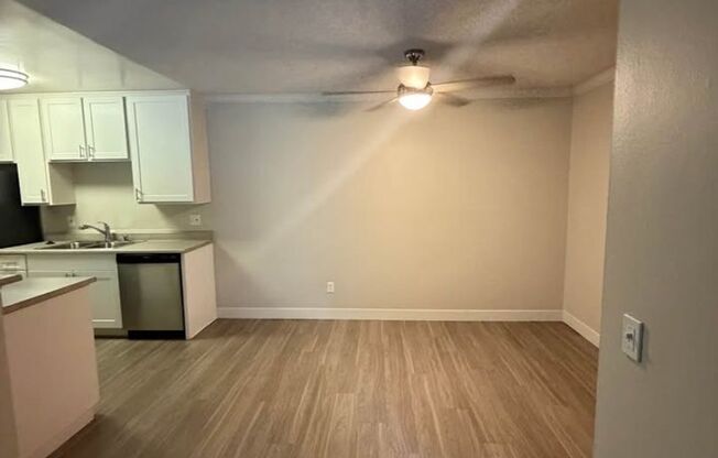 1 bed, 1 bath, 815 sqft, $2,395, Unit 222
