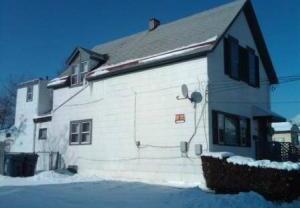 2 beds, 1 bath, 650 sqft, $900