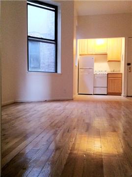 1 bed, 1 bath, $2,700, Unit 5-C