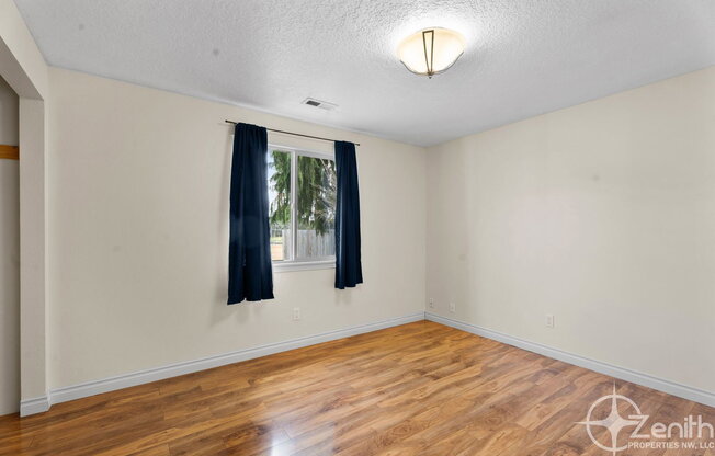 3 beds, 2 baths, 1,416 sqft, $2,495