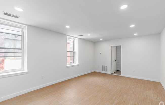 Studio, 1 bath, 595 sqft, $1,433, Unit C-206