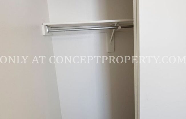 2 beds, 1 bath, 810 sqft, $1,299, Unit 95