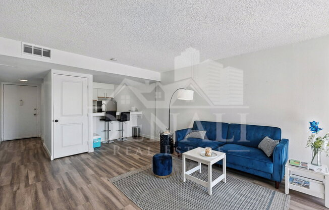 2 beds, 2 baths, 932 sqft, $1,450, Unit Unit 229e