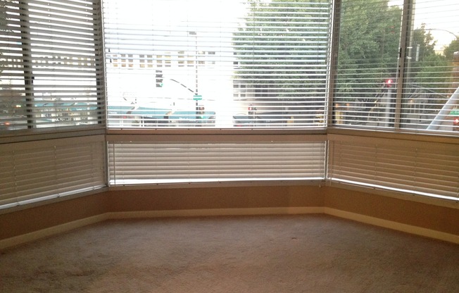 2 beds, 2 baths, 901 sqft, $3,695, Unit 204 P