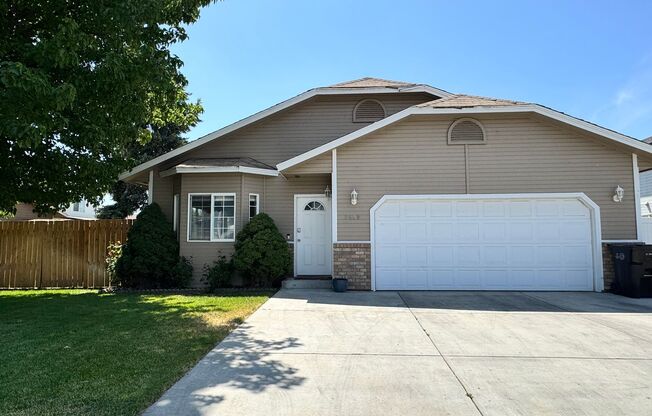 Occupied, do not disturb tenants. West Valley 3 br 2ba Dbl garage, LVP flooring and more!