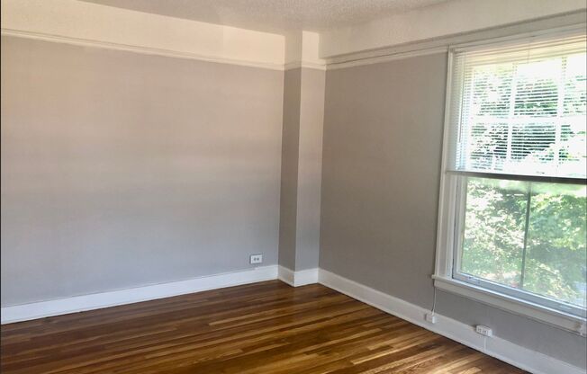 2 beds, 1 bath, 844 sqft, $1,425, Unit 2A