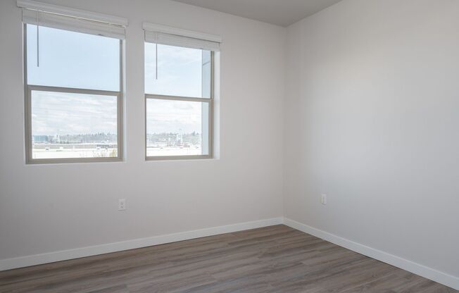 2 beds, 2 baths, 920 sqft, $2,395, Unit 25-305