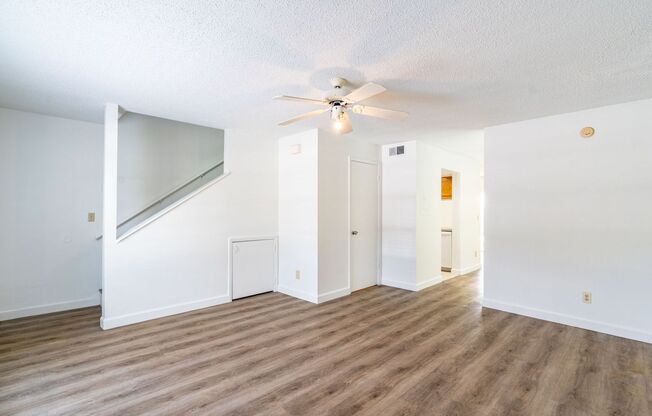 Beautiful 3 bedroom 2.5 bathroom townhouse for rent near USF.
