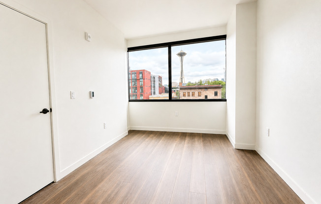 1 bed, 1 bath, 713 sqft, $2,295, Unit 109