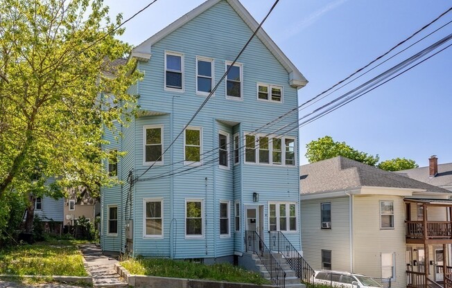 8 DELAWARE ST