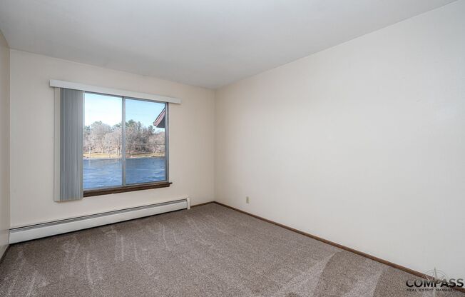 2 beds, 1.5 baths, 884 sqft, $1,275, Unit 311