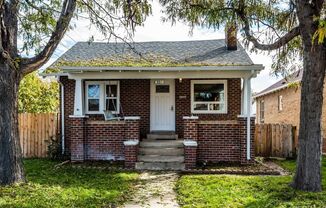 Updated Bungalow in Awesome Sunnyside Location