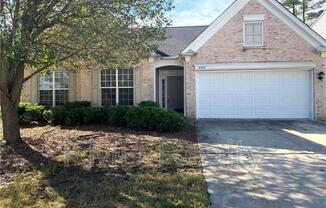 8419 HERON GLN DR