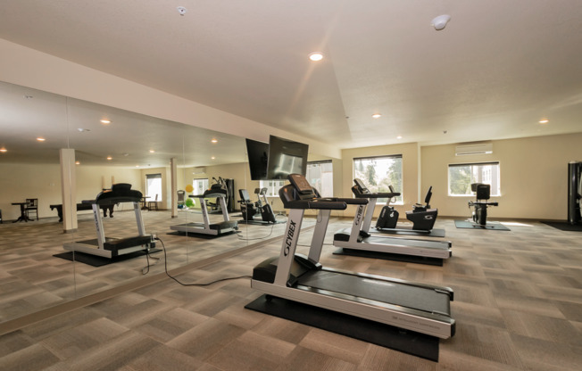 2 beds, 1.5 baths, 873 sqft, $1,795, Unit 415