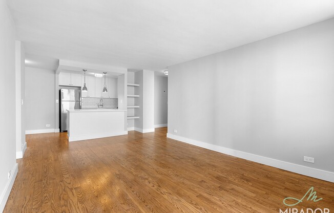 2 beds, 2 baths, $6,300, Unit 25D