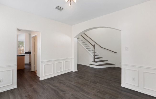 2802 BRIARBROOK LN