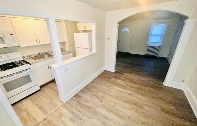 2 beds, 1 bath, $1,450